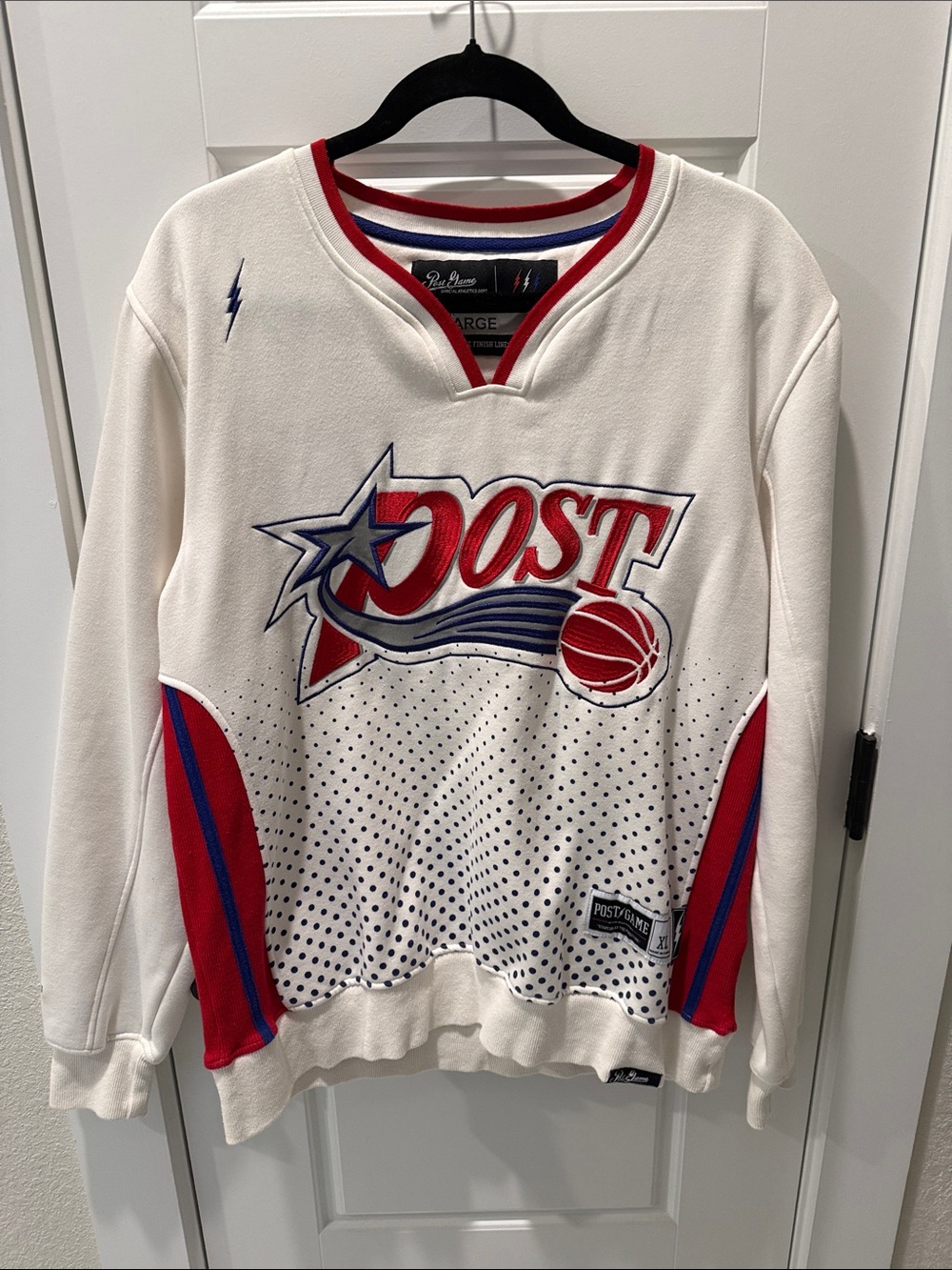 Vintage Post Game Men’s Cream Crewneck Sweater with Red & Blue Accents